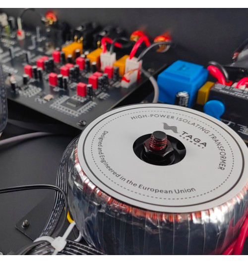 Taga Harmony TCD-70T - Hybrydowy odtwarzacz CD z DAC i przedwzmacniaczem lampowym