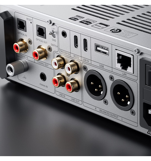 FiiO K17 - Biurkowy wzmacniacz słuchawkowy / przetwornik DAC z Bluetooth 5.1