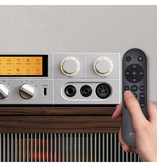 FiiO K17 - Biurkowy wzmacniacz słuchawkowy / przetwornik DAC z Bluetooth 5.1