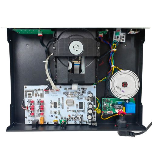 Taga Harmony TCD-30 - Odtwarzacz CD klasy Hi-Fi