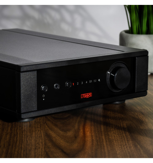 Rega Brio MK7 - Wzmacniacz zintegrowany stereo z przedwzmacniaczem gramofonowym MM