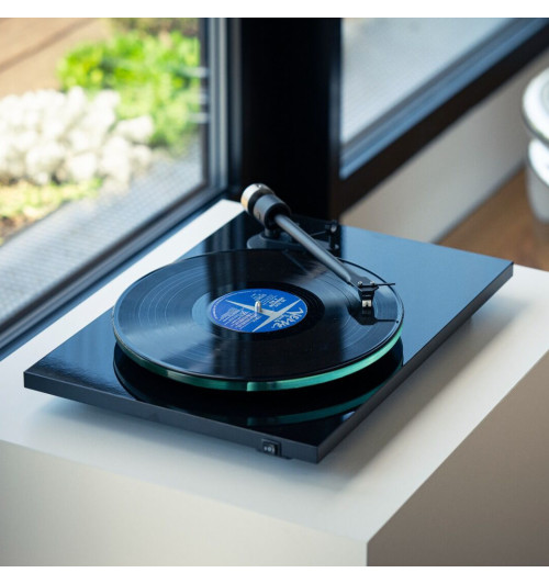Pro-Ject T2 W - Gramofon z przedwzmacniaczem, wkładką Sumiko Rainier i Wi-Fi