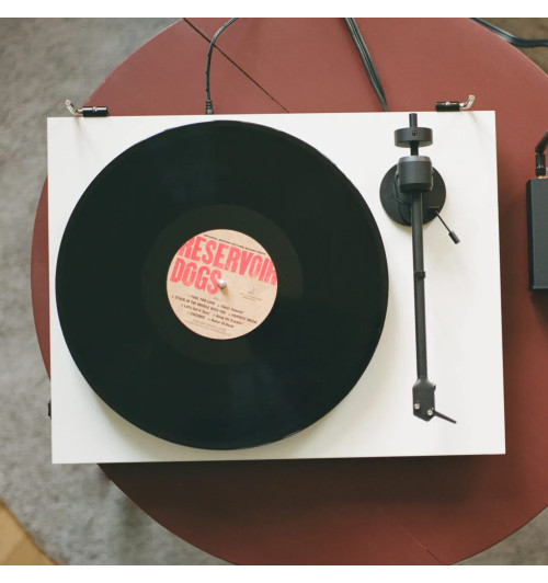 Pro-Ject E1 Phono - Gramofon z przedwzmacniaczem i wkładką AT3600L