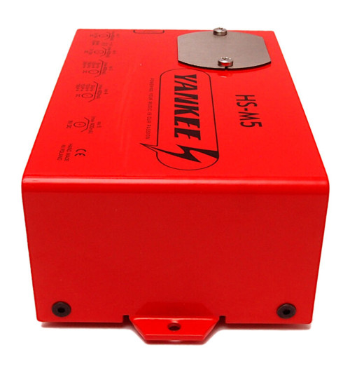 Yankee HS-M5 - Zasilacz do efektów gitarowych z 5 sekcjami 6V, 9V, 12V, 15V, 18V, 24V + USB