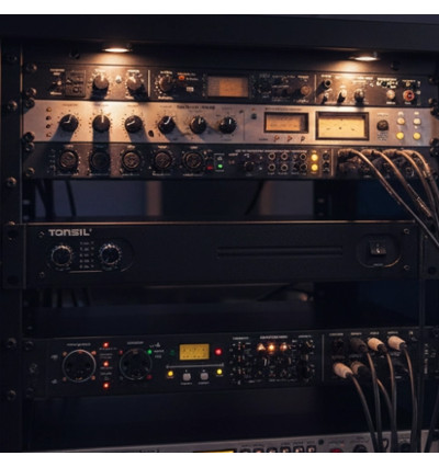 Tonsil PA-2300 - Profesjonalna 2-kanałowa końcówka mocy / wzmacniacz stereo