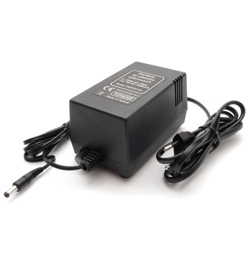 Tomanek TM2000-9A – Zasilacz 9V AC do efektów gitarowych