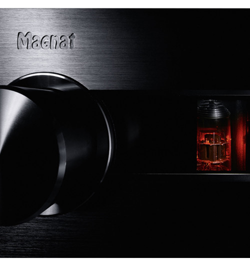 Magnat MA 900 - Hybrydowy wzmacniacz stereo z Bluetooth
