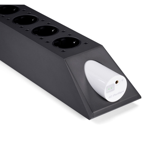 iFi Audio PowerStation - Audiofilska listwa zasilająca z filtrem ANC - 6 gniazd