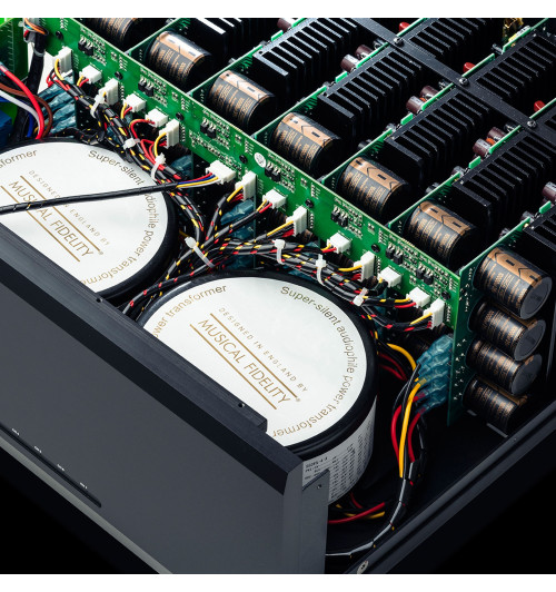 Musical Fidelity M6x 250.7 - 7-kanałowa końcówka mocy