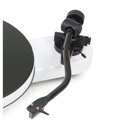 Pro-ject RPM 3 Carbon - Gramofon z wkładką Ortofon 2M Silver