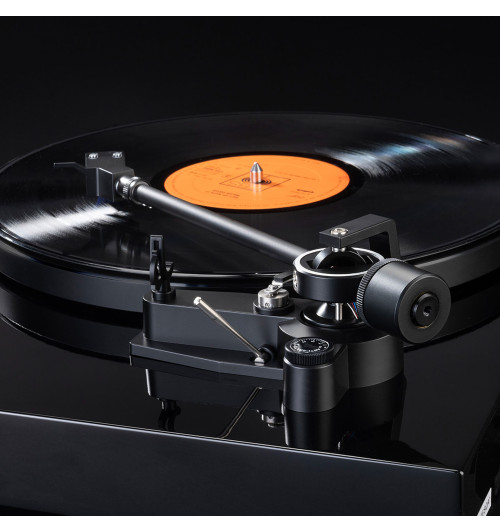 Dual CS 618Q - Gramofon z napędem bezpośrednim, przedwzmacniaczem i wkładką Ortofon 2M Blue