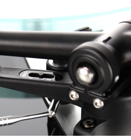 Rega Planar 3 - Gramofon z precyzyjnym ramieniem RB330 (wersja bez wkładki)