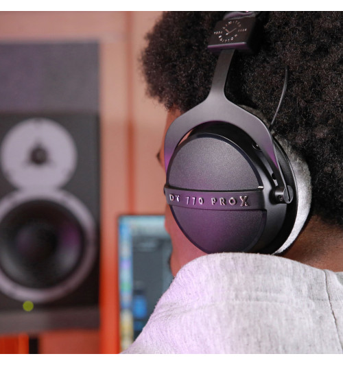 Beyerdynamic DT 770 Pro X Limited Edition - Wokółuszne zamknięte słuchawki studyjne 48 Ohm