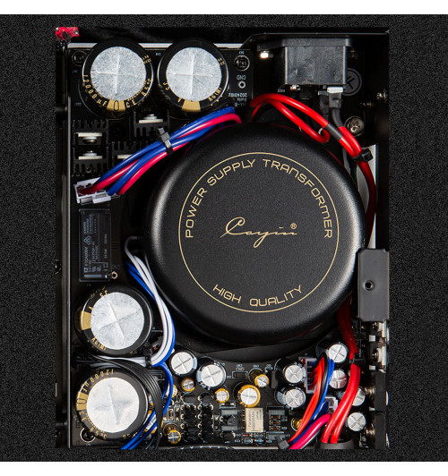 Cayin iHA-8 - Biurkowy zbalansowany wzmacniacz słuchawkowy