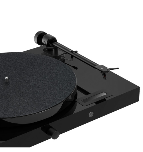 Pro-Ject Juke Box E1 - Gramofon typu All-on-One z wkładką Ortofon OM 5E