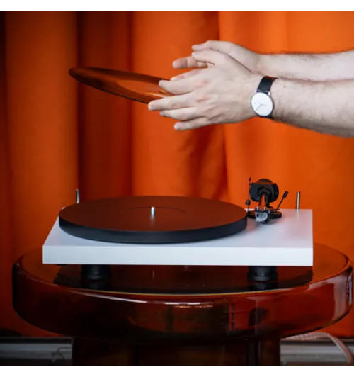 Pro-Ject Debut EVO 2 - Gramofon z napędem paskowym i wkładką Pick it MM EVO