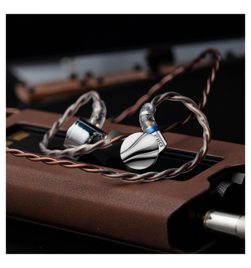 Przewodowe monitory douszne z FiiO FD15 | Najlepsze zakupy z AVstore.pl