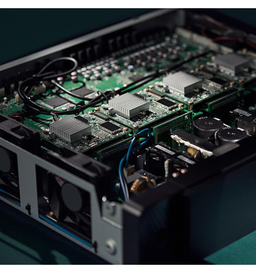 Marantz MODEL M4 - 8-kanałowy czterostrefowy wzmacniacz dystrybucyjny z HEOS Built-in, AirPlay2 i Dolby Digital