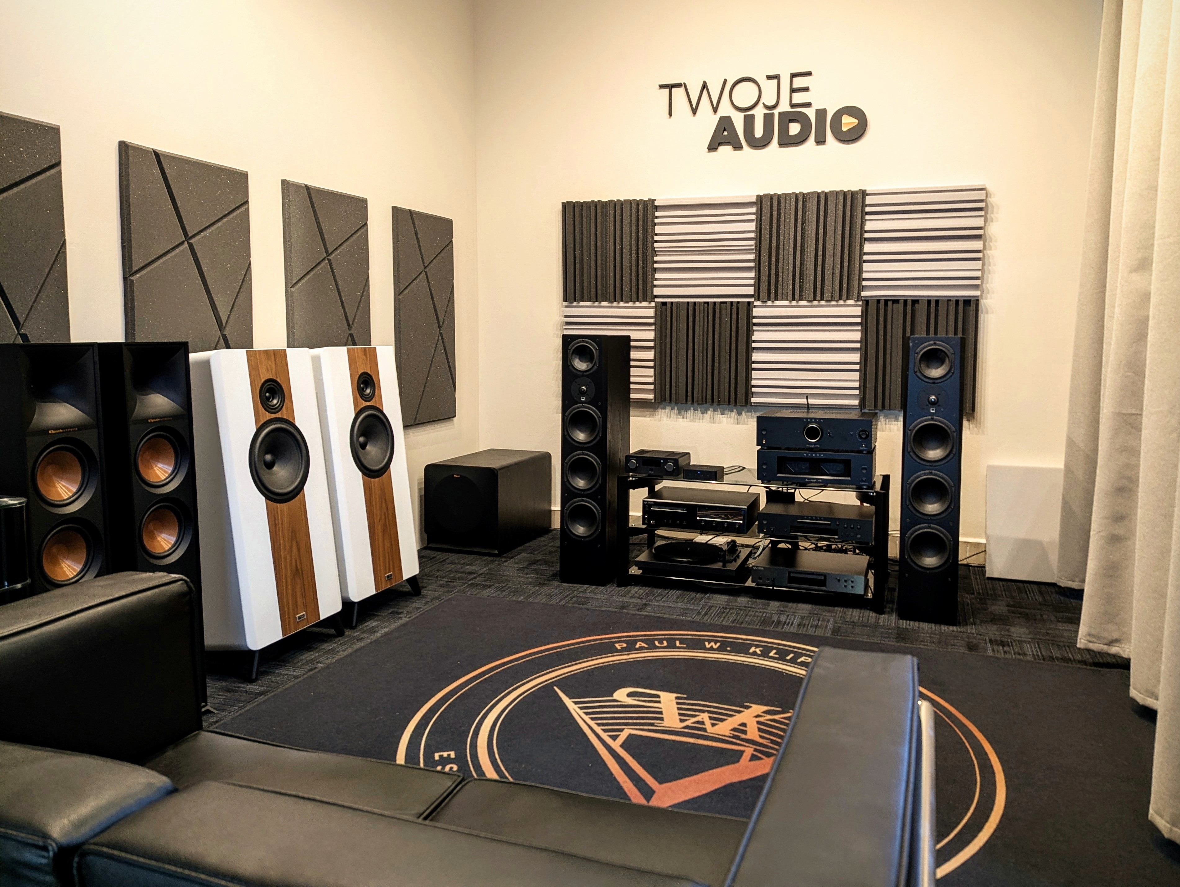 Wnętrze salonu AVstore 1