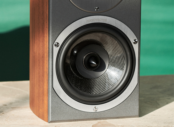 Audiovector R 1 Arreté - cecha 3