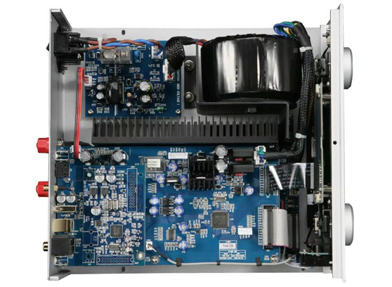 Audiolab M-ONE - cecha 1