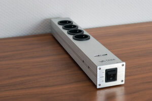 Taga Harmony PF-400USB - cecha 1