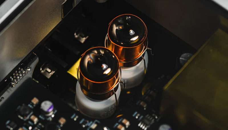 iFi Audio iDSD Phantom