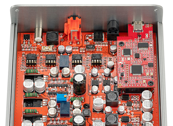 Burson Audio Playmate 2 - cecha 4