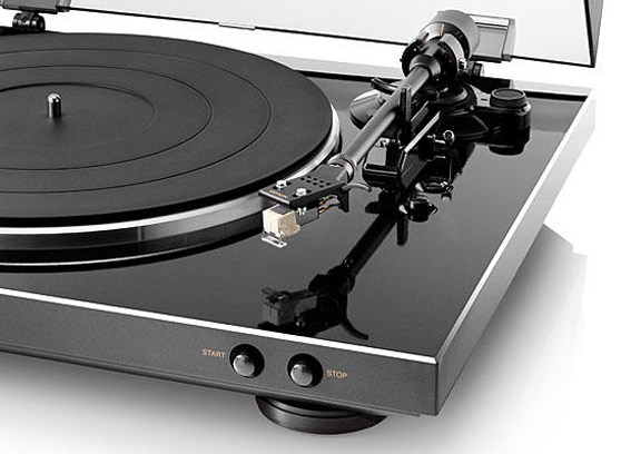 Denon DP-300F - cecha 1