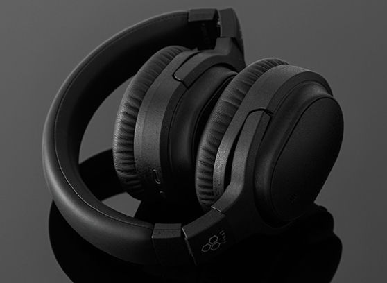 Final Audio UX3000 - cecha 4