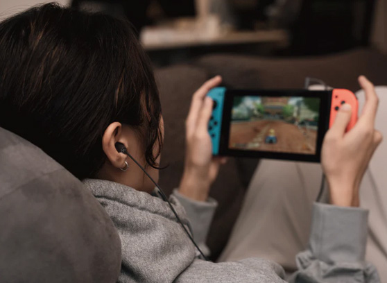 Final Audio VR500 for Gaming - cecha 1