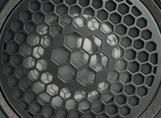 Focal Bathys - cecha 1