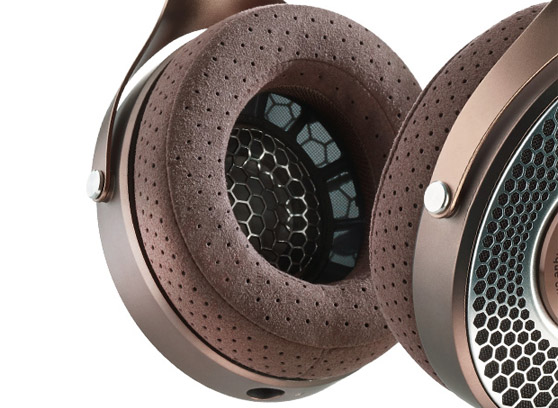 Focal Clear MG - cecha 1