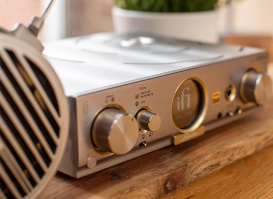 iFi Audio Pro iDSD Signature - cecha 3