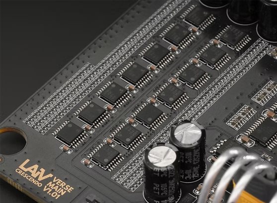 LAiV Crescendo VERSE - cecha 1