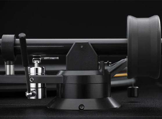 MoFi Electronics StudioDeck - cecha 1