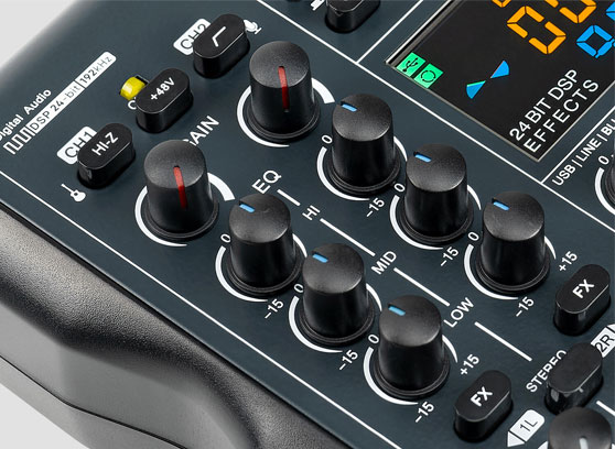 NEXT Audiocom M1 - cecha 1