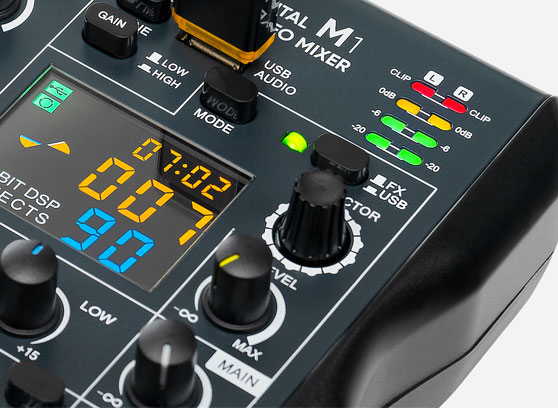 NEXT Audiocom M1 - cecha 2