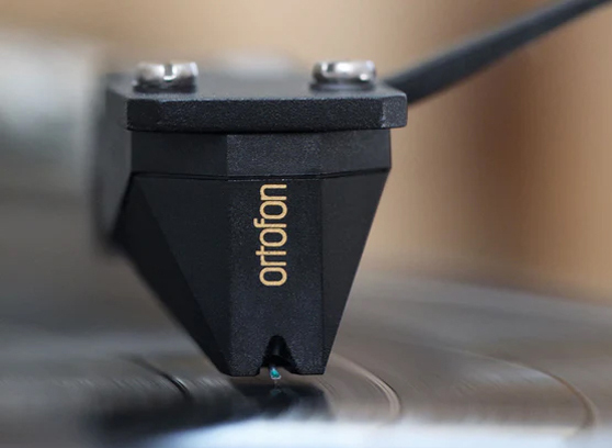 Ortofon 2M Black Verso - cecha 1