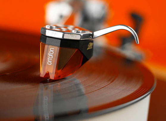 Ortofon 2M Bronze Verso - cecha 1