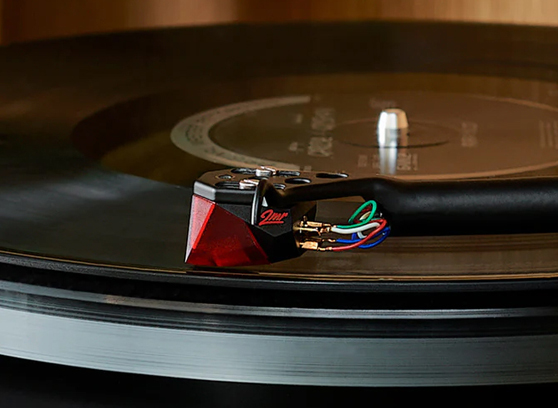 Ortofon 2MR Red - cecha 1