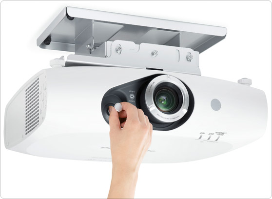 Panasonic PT-RZ370EJ - cecha 3