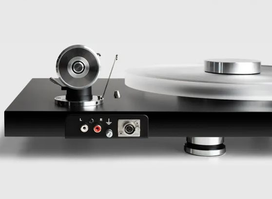 Pro-Ject Debut Reference 10 - cecha 3