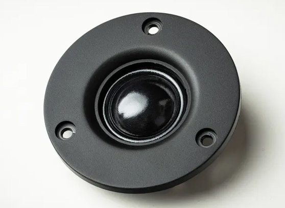 Pro-Ject Speaker Box 12 E Carbon - cecha 1