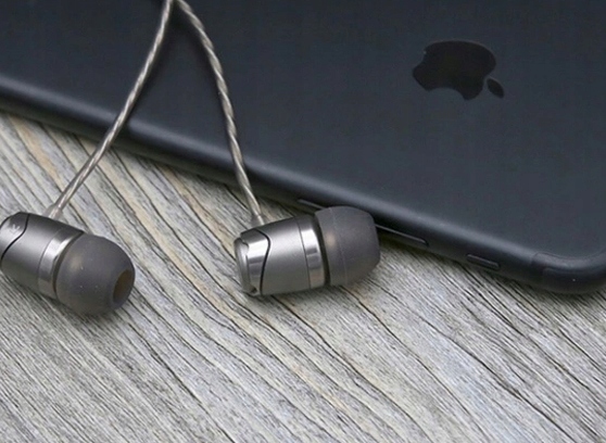 SoundMagic E11C - cecha 2