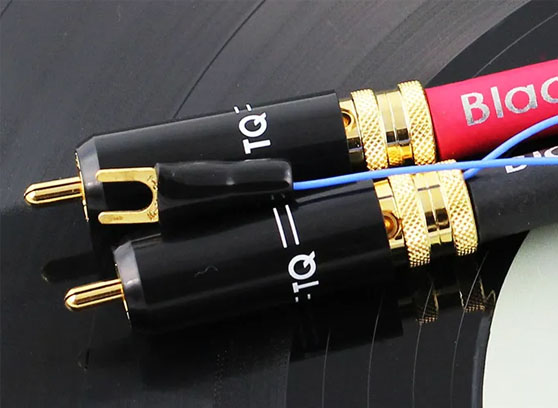 Tellurium Q Black Diamond Turntable RCA - cecha 3