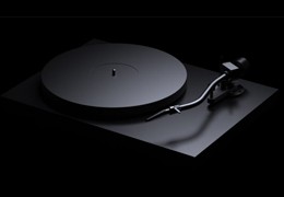 Pro-Ject prezentuje nowy gramofon Debut PRO S z serii PRO