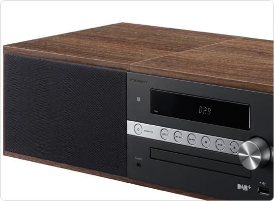 Pioneer X-CM56D - cecha-2